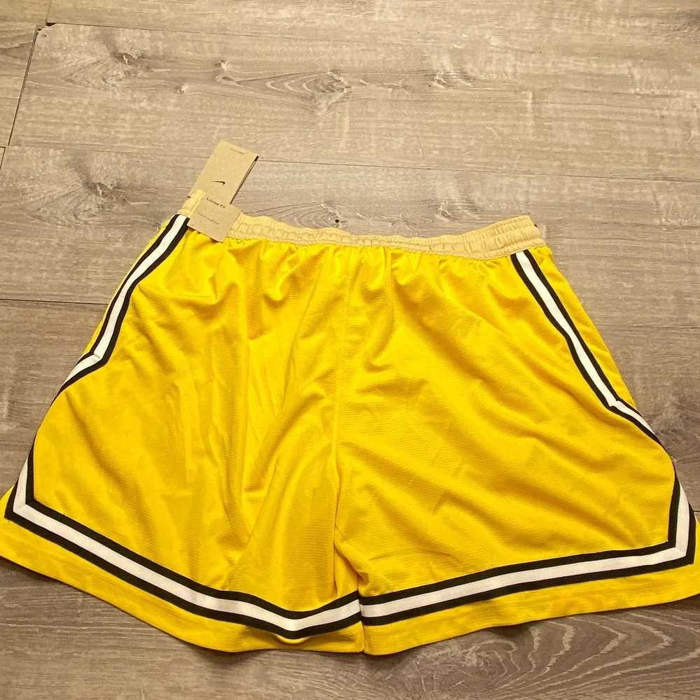 Nike‎ Fly Crossover Basketball Shorts Womens XXL Yellow Mesh Dri-FIT DH7325-709